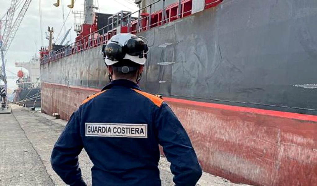 Sesta nave ferma in porto: antincendio sotto standard da far rischiare un Titanic