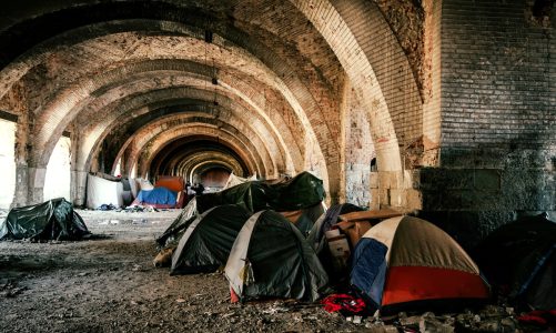 Nella sede di Emergency Venezia la mostra fotografica “Invisibili” di Barbara Zanon